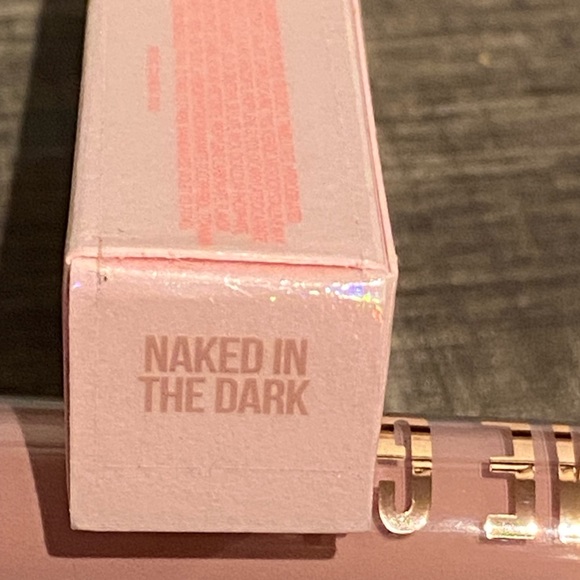 Jeffrey Star Supreme Gloss - Picture 2 of 5